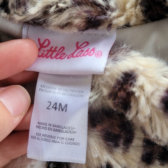 Toddler Girl Bundle Clothes Jean Dress Skirt Sweater Comfy Dress Cozy 24 months - Picture 9 of 16